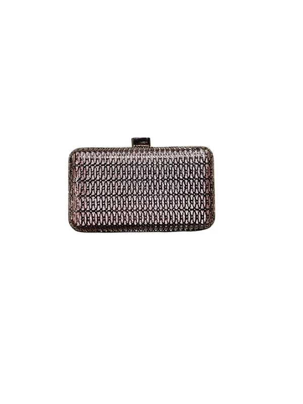 Clutch By Clothes Mentor, Size: Small