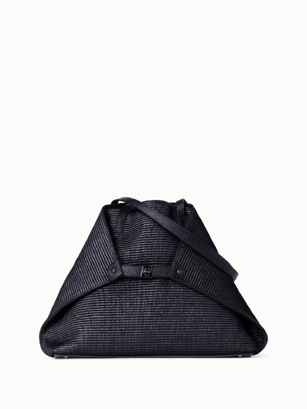 Ai Medium Shoulder Tote