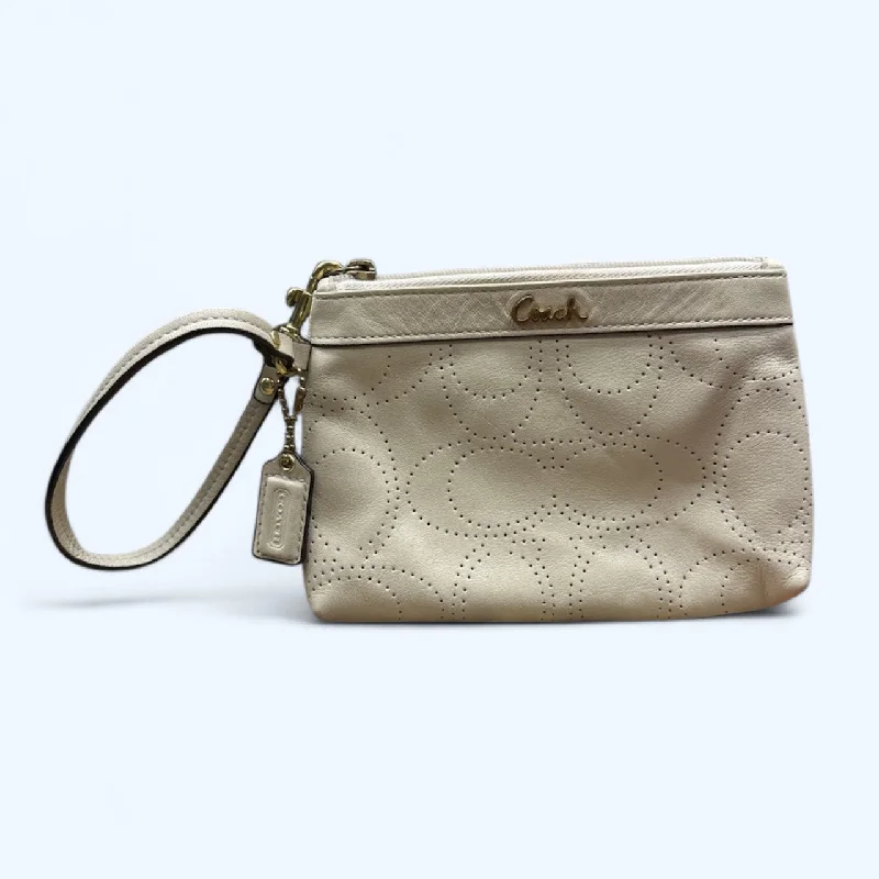 Wristlet By Coach, Size: Small