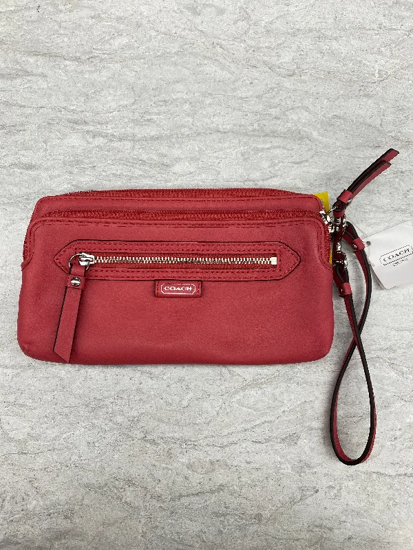 Wristlet Designer By Coach, Size: Medium